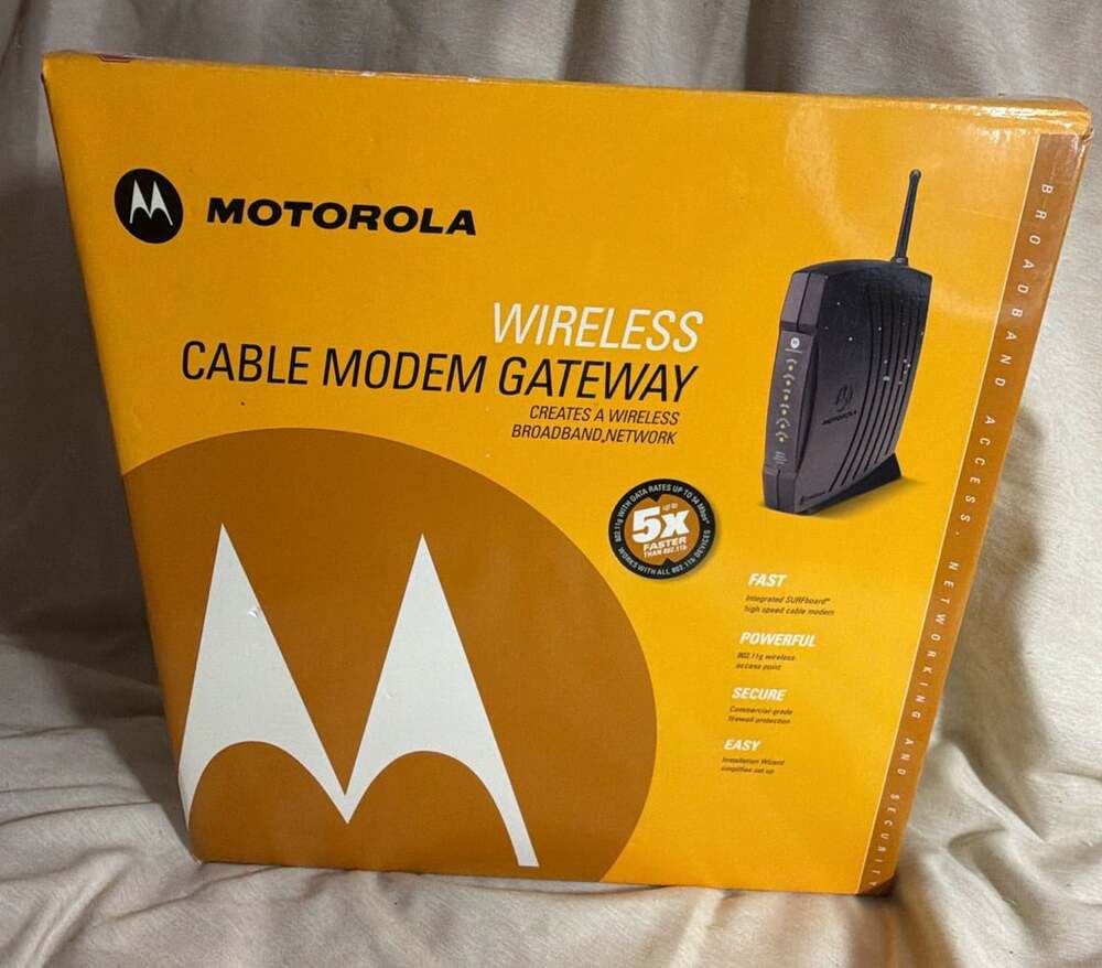 Motorola SURFboard SBG900 Wireless Cable Modem Gateway